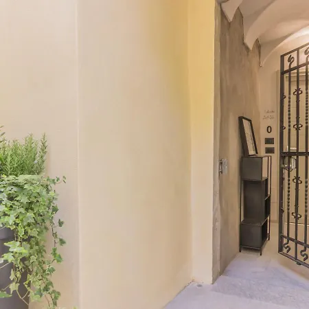 La Corte Del Lario - Contrada Vecchia 3* ヴァレンナ
